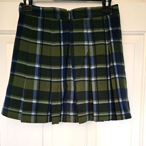 NWT We Wore What womens skirt size 2 msrp $128.